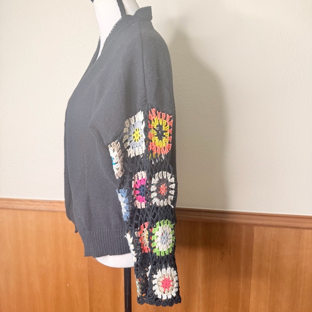 Black sweater with crochet square sleeves
